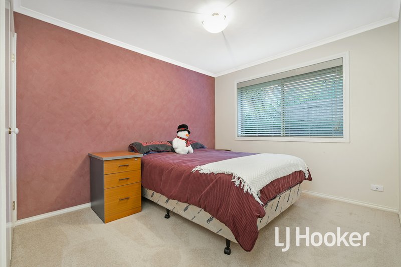 Photo - 15 Kristina Court, Pakenham VIC 3810 - Image 14