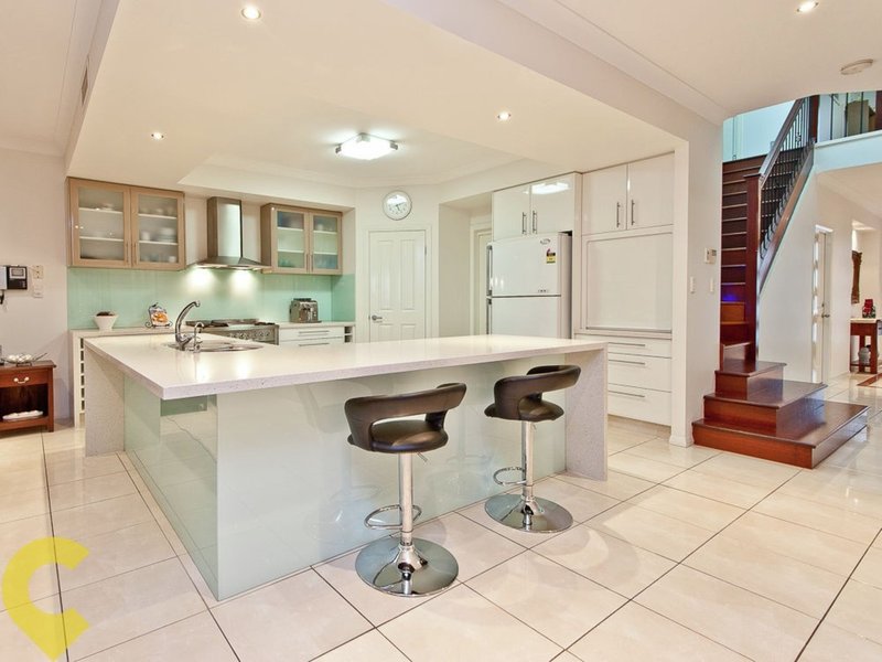 Photo - 15 Lachlan Street, Murrumba Downs QLD 4503 - Image 3