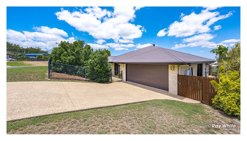 Photo - 15 Laird Avenue, Norman Gardens QLD 4701 - Image 5