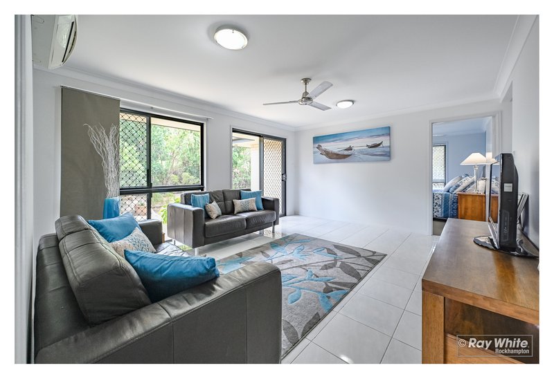 Photo - 15 Laird Avenue, Norman Gardens QLD 4701 - Image 14