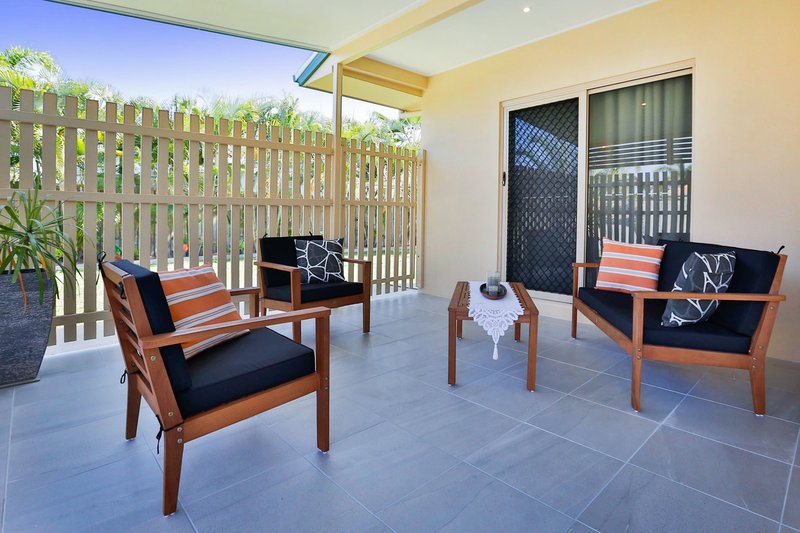 Photo - 15 Lakeshore Circuit, Idalia QLD 4811 - Image 12