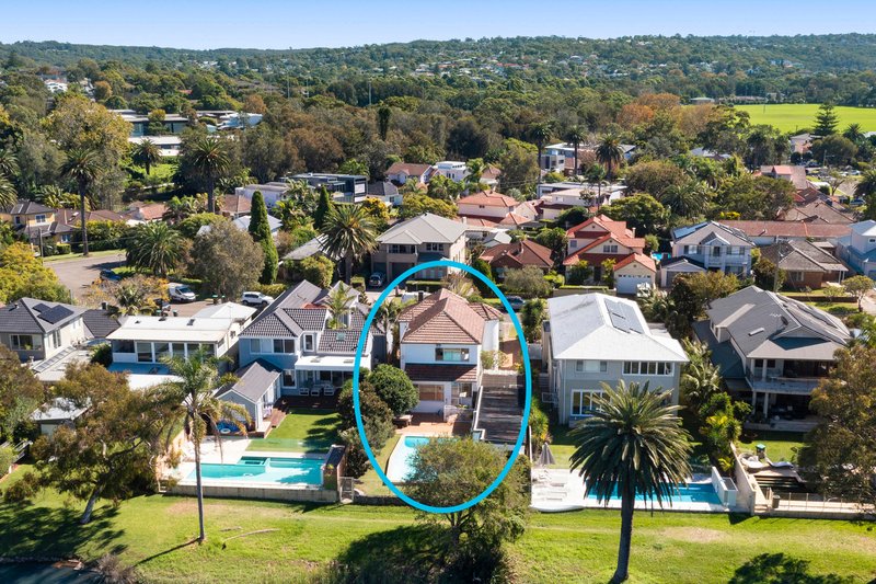 Photo - 15 Lakeside Crescent, North Manly NSW 2100 - Image 11