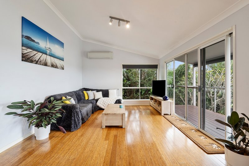 Photo - 15 Lakeview Parade, Tweed Heads South NSW 2486 - Image 8