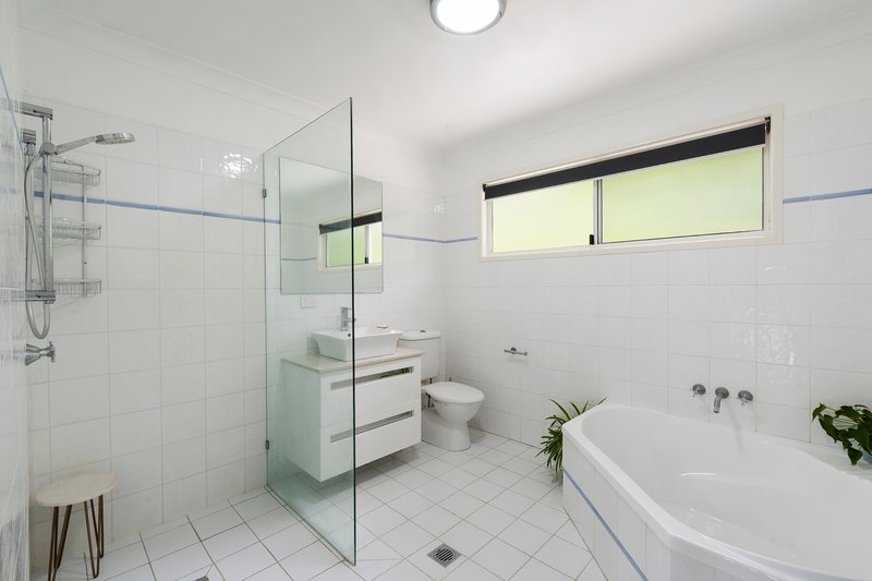 Photo - 15 Lakeview Parade, Tweed Heads South NSW 2486 - Image 14