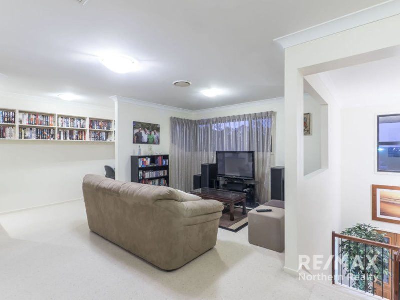 Photo - 15 Lambertia Court, Albany Creek QLD 4035 - Image 25