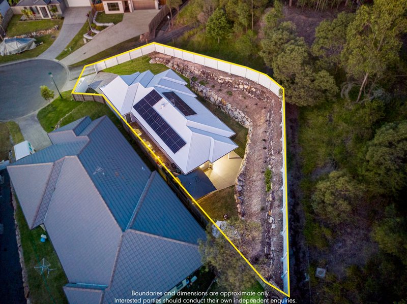 Photo - 15 Lan Place, Mount Warren Park QLD 4207 - Image 25