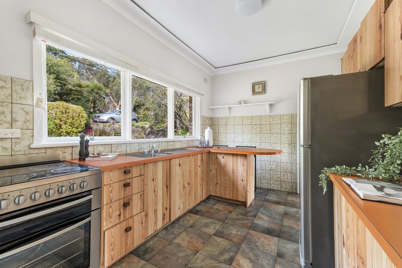 Photo - 15 Landra Avenue, Mount Colah NSW 2079 - Image 4
