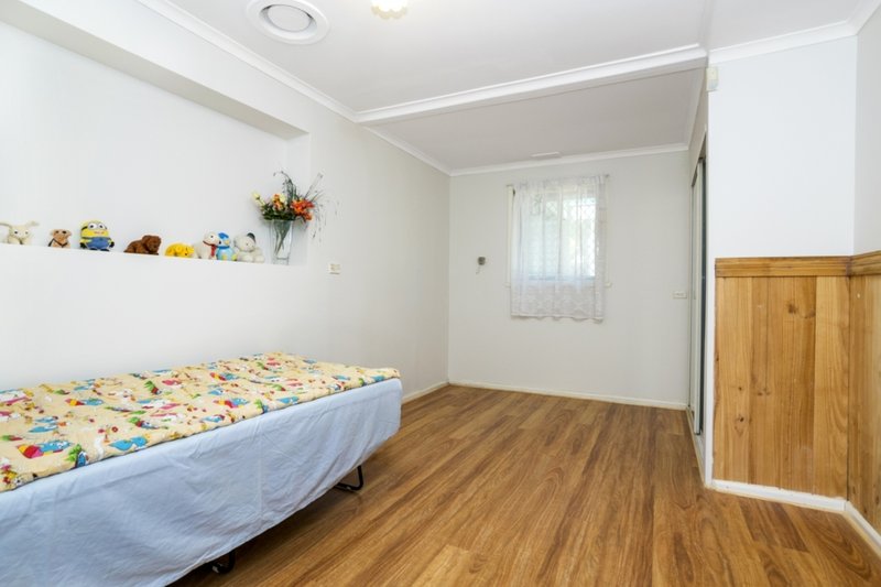 Photo - 15 Lansell Road, Wyndham Vale VIC 3024 - Image 7