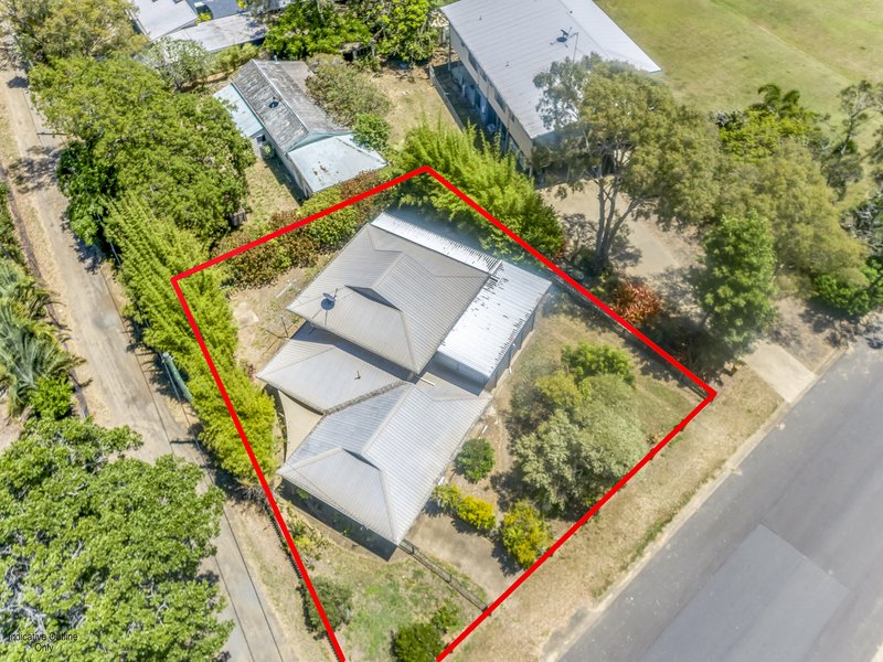 Photo - 15 Lassig Street, Moore Park Beach QLD 4670 - Image 3