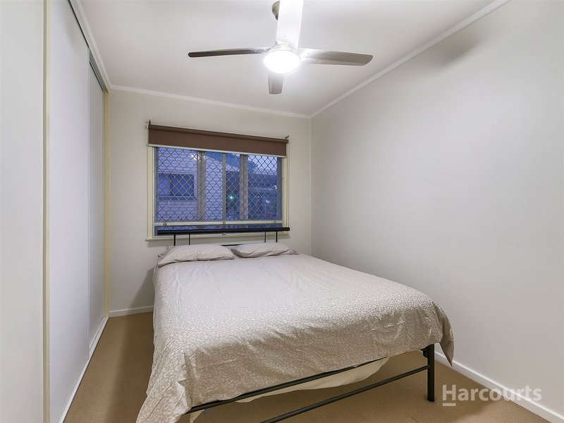 Photo - 15 Lauren Street, Geebung QLD 4034 - Image 11