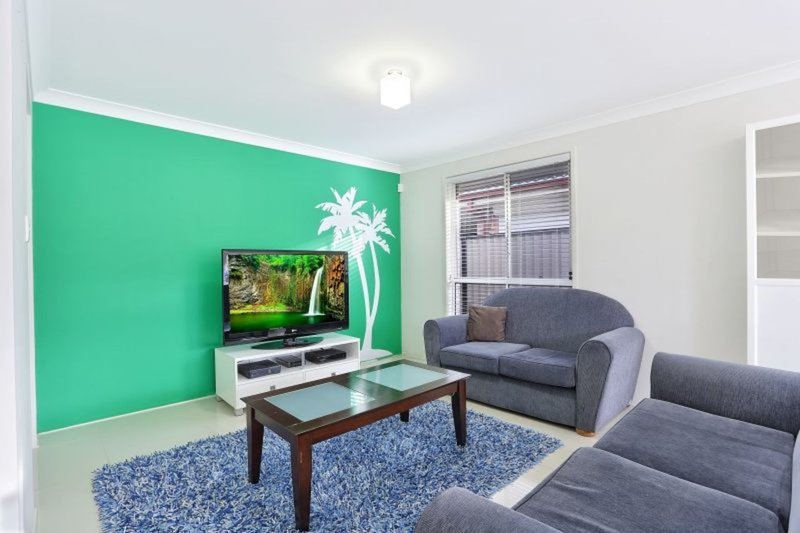 Photo - 15 Laurieton Road, Carnes Hill NSW 2171 - Image 3