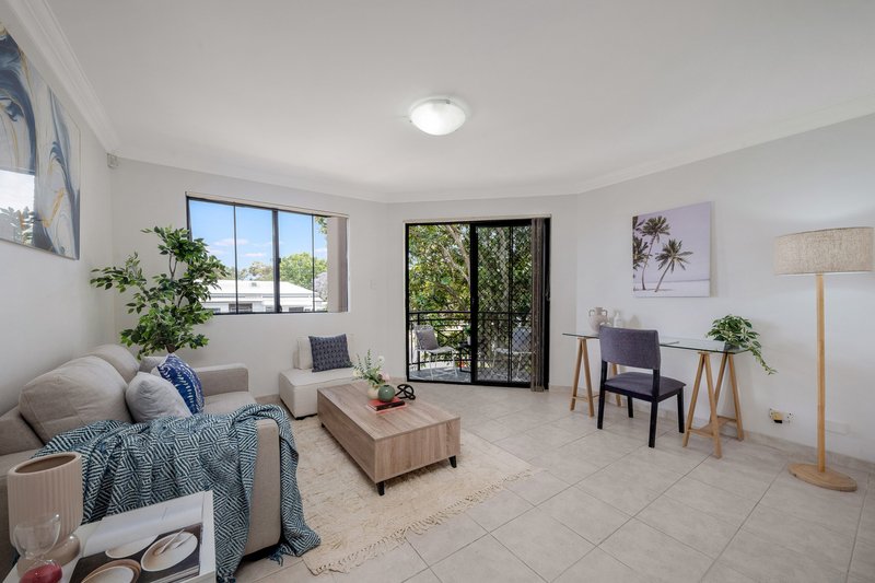 Photo - 1/5 Lee Street, Condell Park NSW 2200 - Image 2