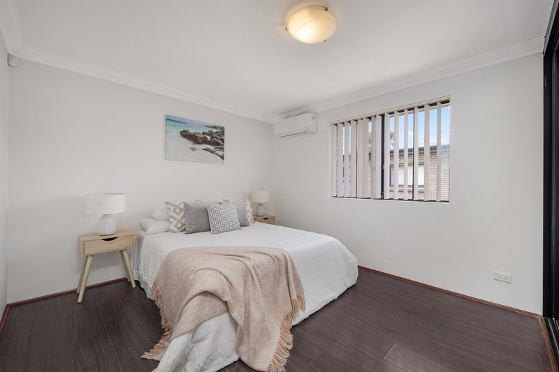 Photo - 1/5 Lee Street, Condell Park NSW 2200 - Image 7