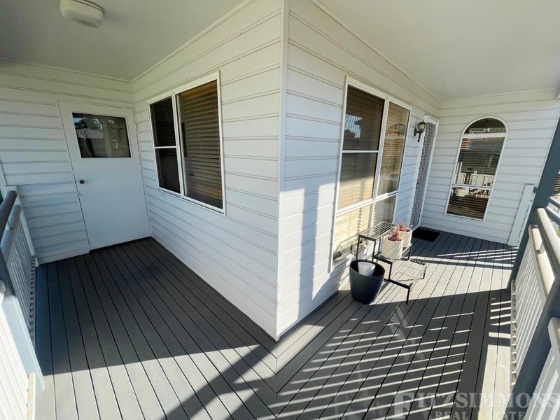 Photo - 15 Leichhardt Avenue, Dalby QLD 4405 - Image 2