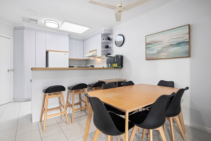 Photo - 1/5 Leith Road, Macleod VIC 3085 - Image 6