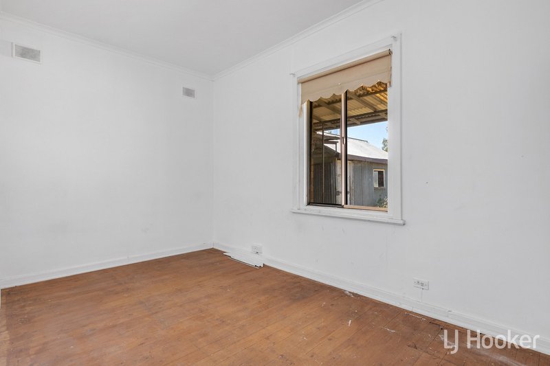 Photo - 15 Leonard Street, Elizabeth Park SA 5113 - Image 12