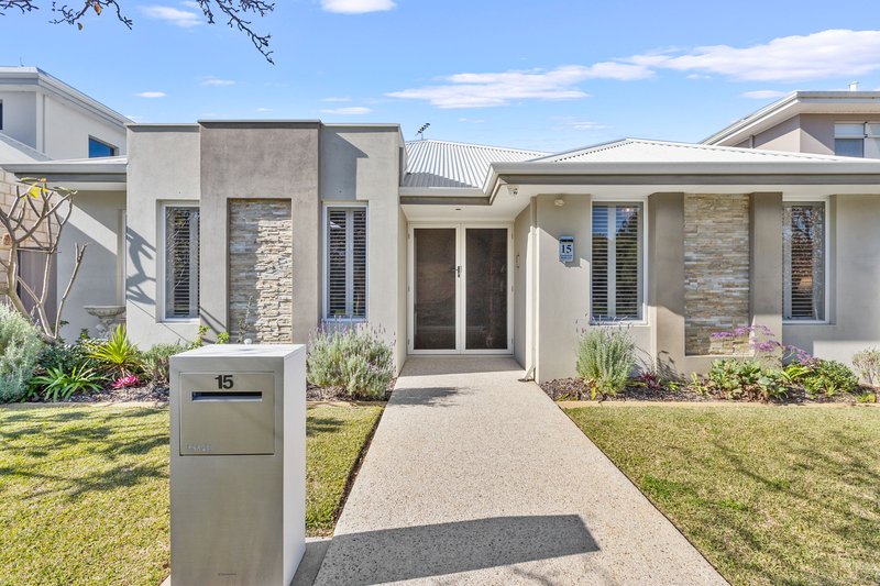 Photo - 15 Leschenault Boulevard, Lake Coogee WA 6166 - Image 2