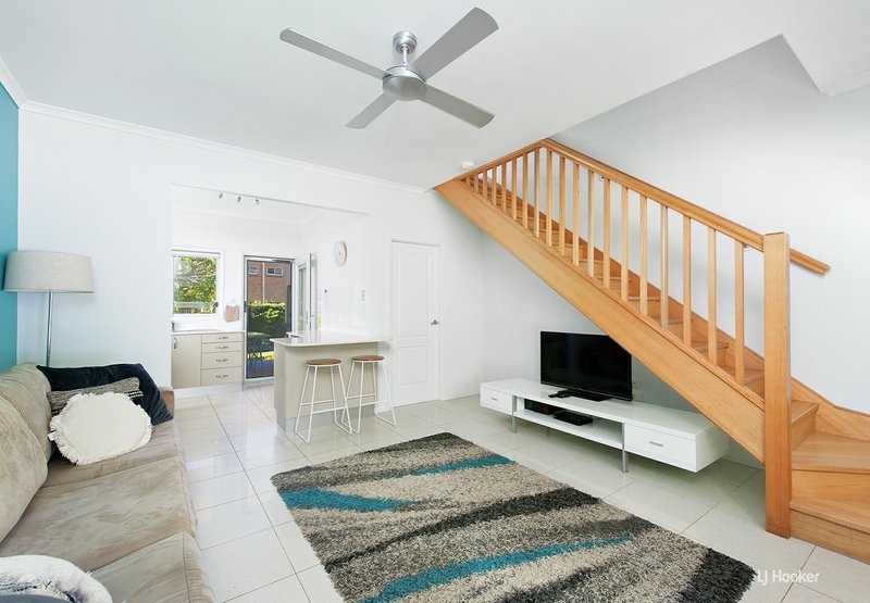 Photo - 1/5 Lillian Street, Shoal Bay NSW 2315 - Image 2