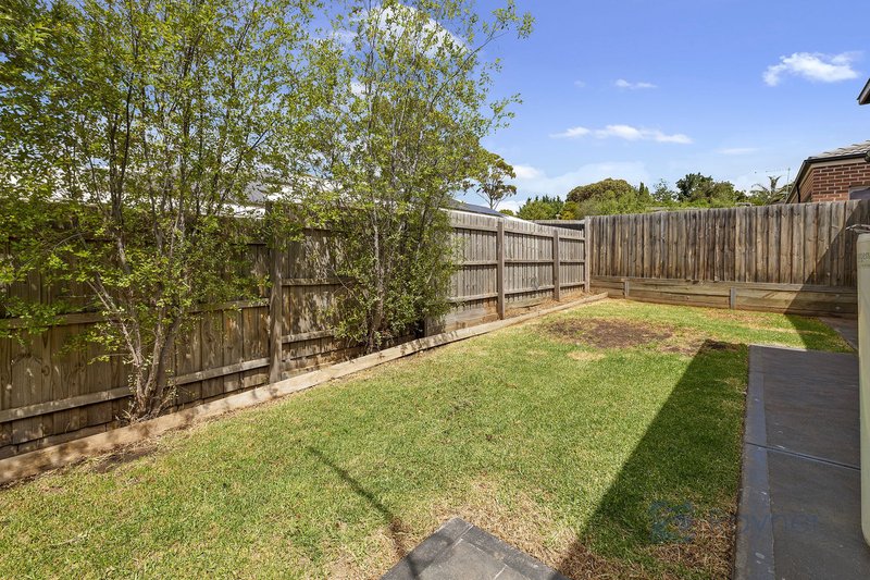 Photo - 1/5 Lilly Pilly Court, Darley VIC 3340 - Image 11