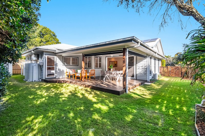 Photo - 15 Little Burns Street, Byron Bay NSW 2481 - Image 2