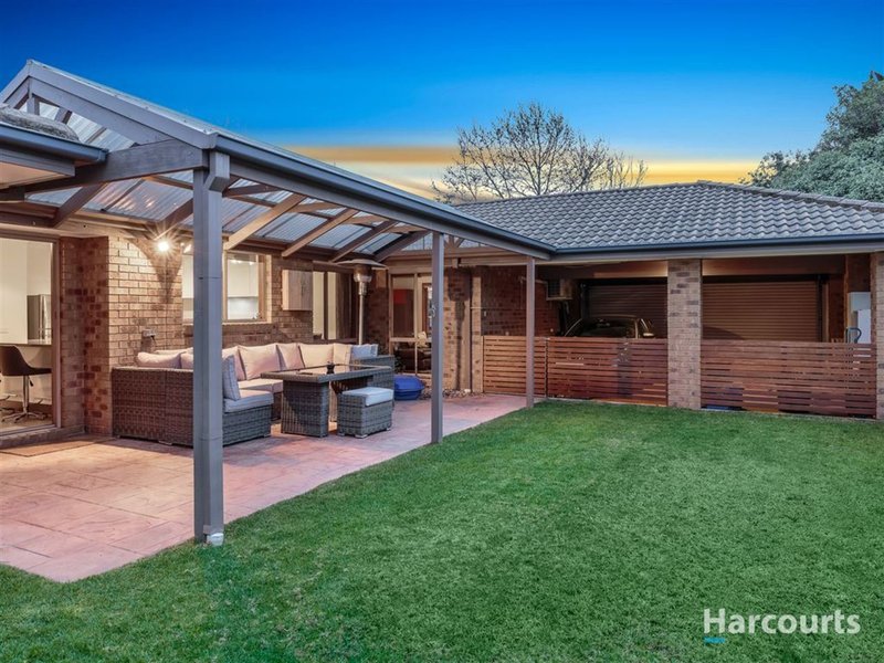 Photo - 15 Liviana Drive, Rowville VIC 3178 - Image 12