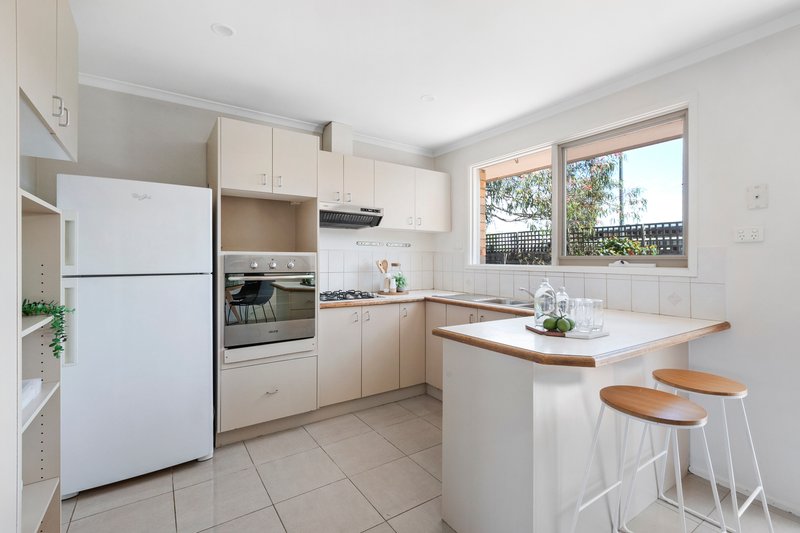 Photo - 15 Longbeach Close, Aspendale VIC 3195 - Image 7