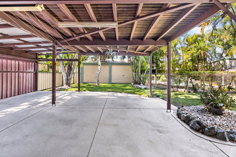 Photo - 15 Lord Byron Parade, Strathpine QLD 4500 - Image 14