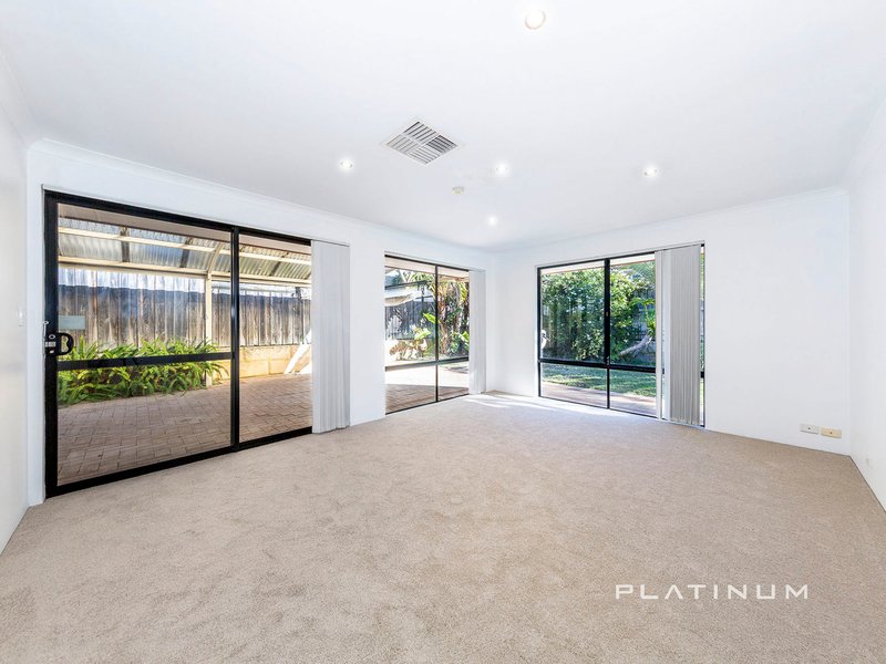 Photo - 15 Lorient Pass, Quinns Rocks WA 6030 - Image 10