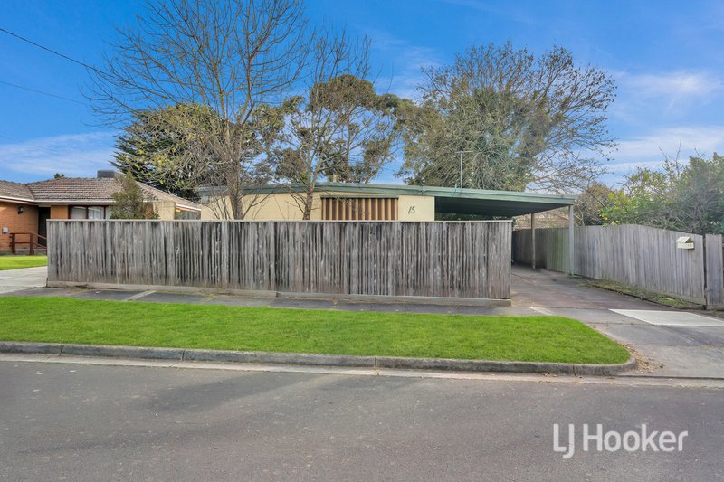 Photo - 15 Lorna Street, Cranbourne VIC 3977 - Image 18