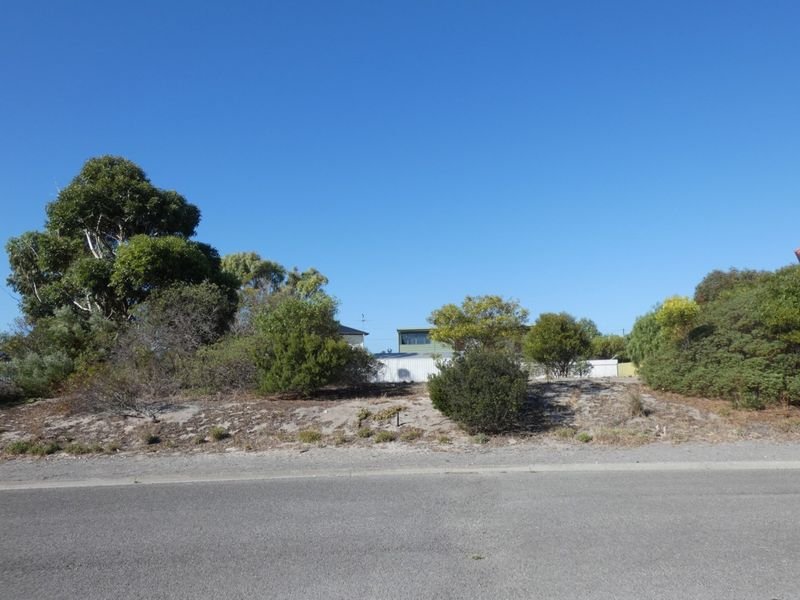 15 (Lot 17) Kona Crescent, Sultana Point SA 5583