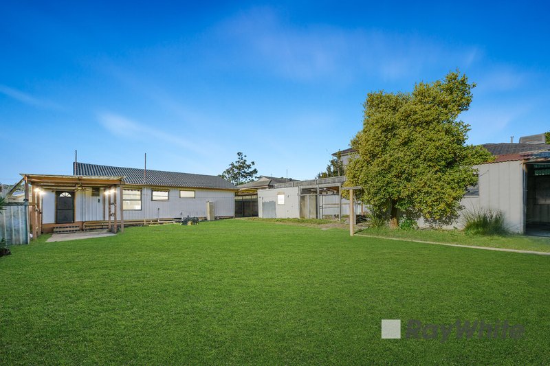 Photo - 15 Louis Street, Doveton VIC 3177 - Image 9