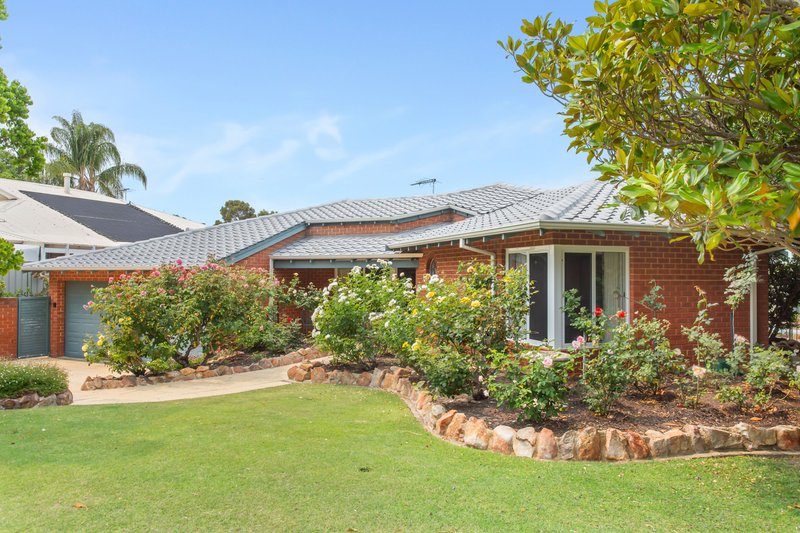 Photo - 15 Lovegrove Close, Mount Claremont WA 6010 - Image 29