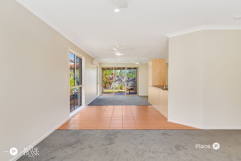 Photo - 15 Lucy Court, Ormiston QLD 4160 - Image 7