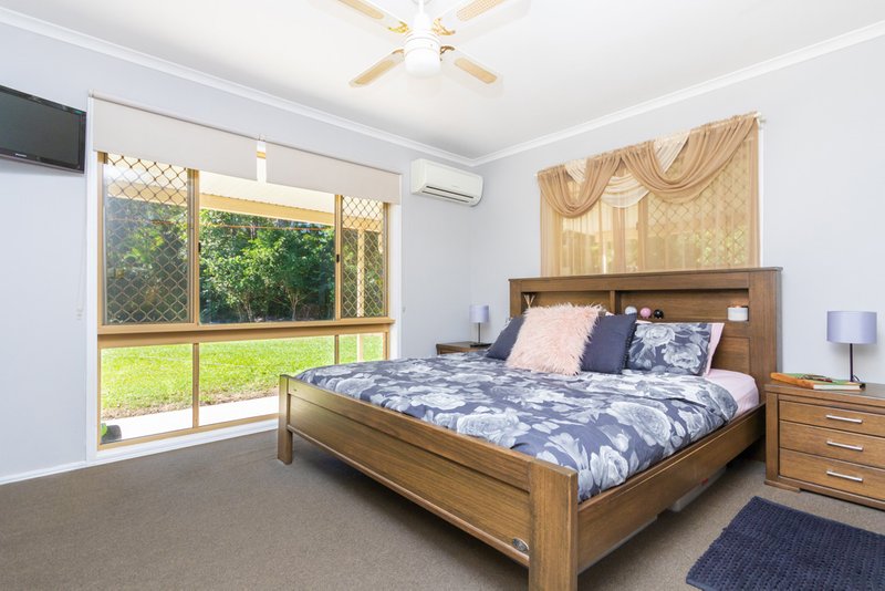 Photo - 15 Lynanda Court, Caboolture QLD 4510 - Image 4