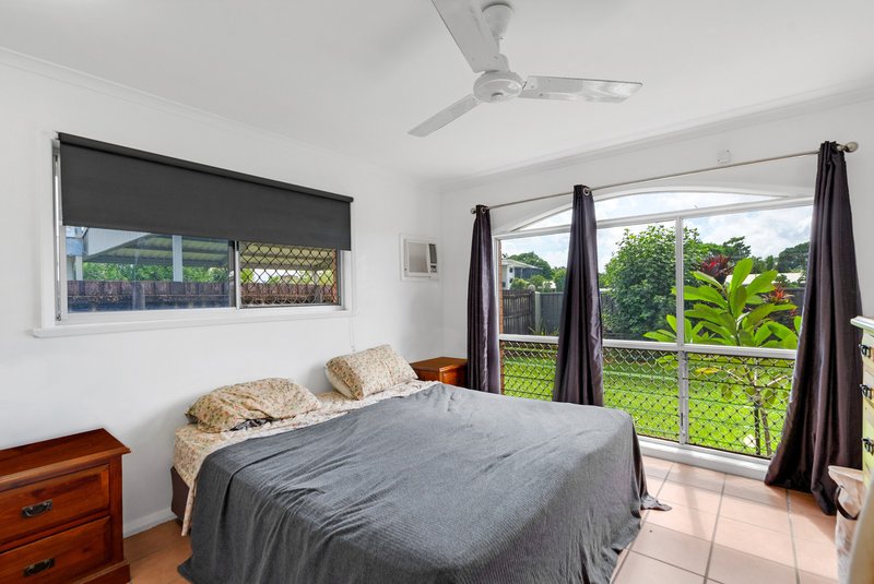 Photo - 15 Macdonnell Street, Manunda QLD 4870 - Image 5