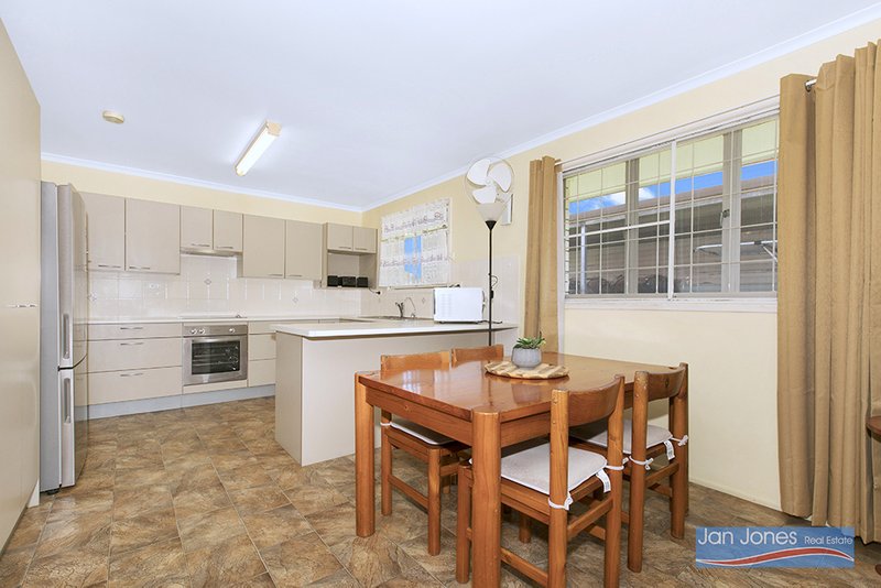 Photo - 15 Macfarlane Street, Kippa-Ring QLD 4021 - Image 5