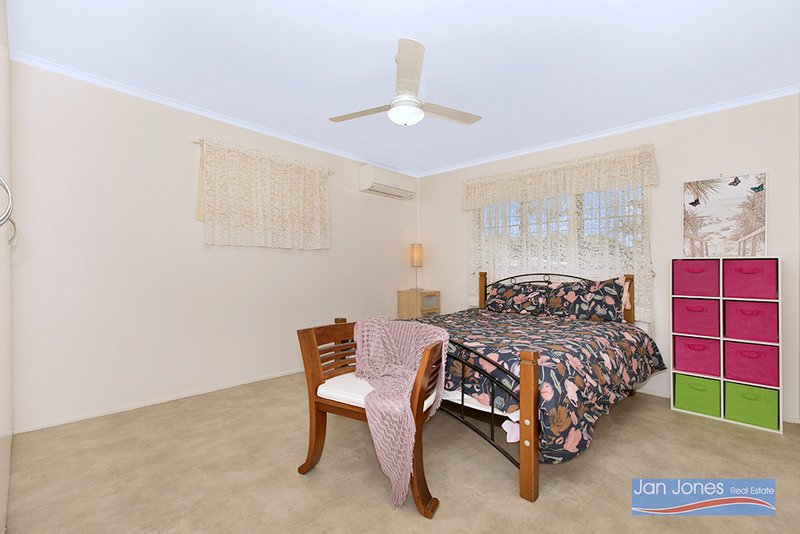 Photo - 15 Macfarlane Street, Kippa-Ring QLD 4021 - Image 11