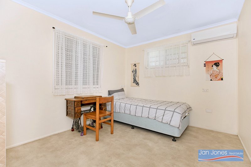 Photo - 15 Macfarlane Street, Kippa-Ring QLD 4021 - Image 12