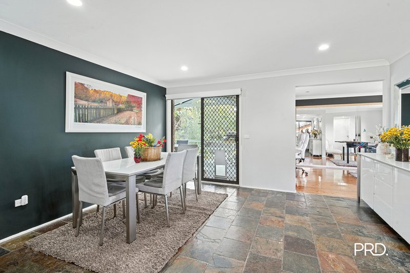 Photo - 15 Mackellar Circle, Springwood NSW 2777 - Image 4