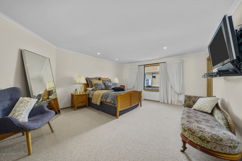 Photo - 15 Macrobertsons Terrace, Claremont TAS 7011 - Image 19