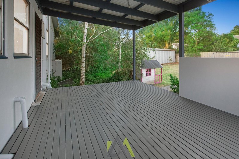 Photo - 15 Mahogany Avenue, Frankston North VIC 3200 - Image 13