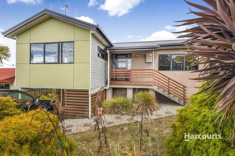 15 Malunna Crescent, Parklands TAS 7320