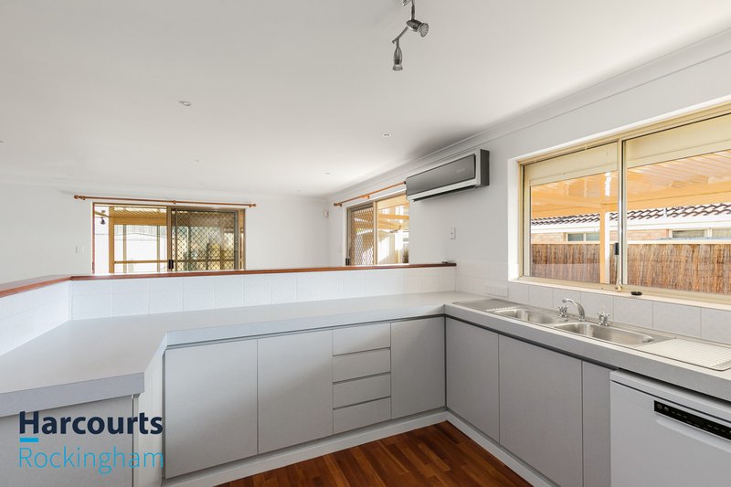 Photo - 15 Manta Court, Warnbro WA 6169 - Image 17