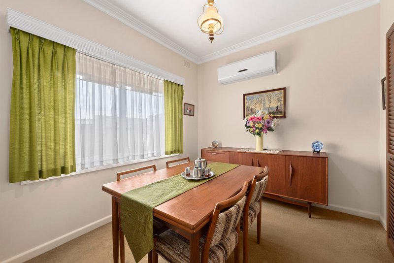 Photo - 15 Marama Street, Blackburn South VIC 3130 - Image 7