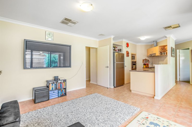 Photo - 1/5 Margaret Street, Maylands WA 6051 - Image 9