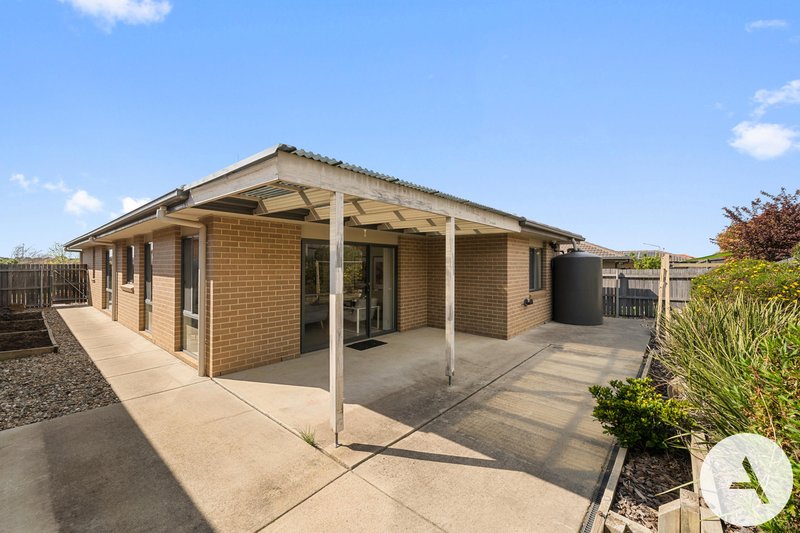 Photo - 15 Maris King Street, Casey ACT 2913 - Image 17