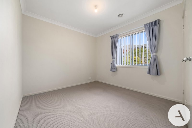 Photo - 15 Maris King Street, Casey ACT 2913 - Image 19