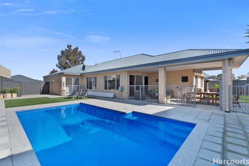 Photo - 15 Marker Drive, Yanchep WA 6035 - Image 15