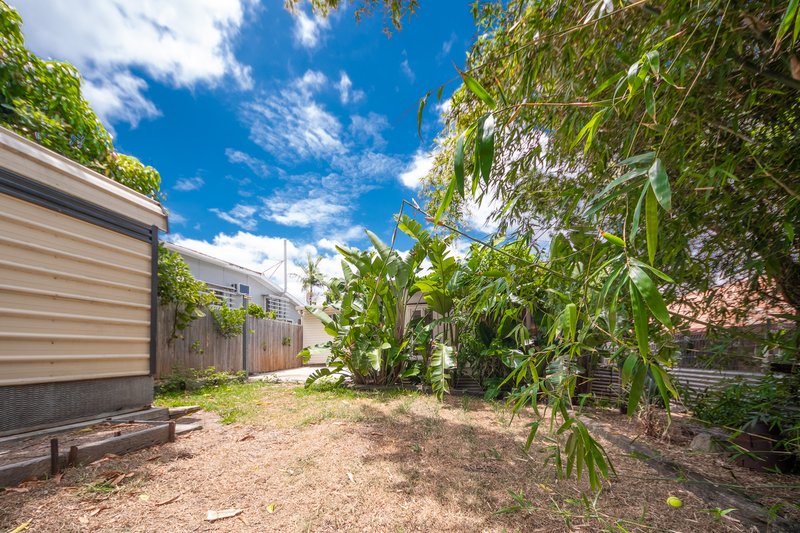 Photo - 15 Matthew Flinders Drive, Cooee Bay QLD 4703 - Image 20