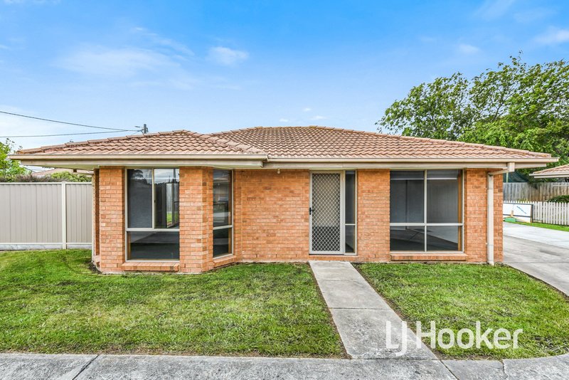 1/5 Maureen Close, Cranbourne West VIC 3977